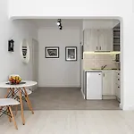 Jazz & Wine Apartment & Next To Sea Garden & Parking & Hbo & Netflix & 2 Bathrooms Apartament