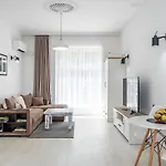 Jazz & Wine Apartment & Next To Sea Garden & Parking & Hbo & Netflix & 2 Bathrooms Warna