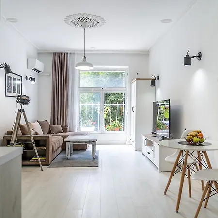 Jazz & Wine - Luxury By The Sea & Parking & Hbo & Netflix Apartment *