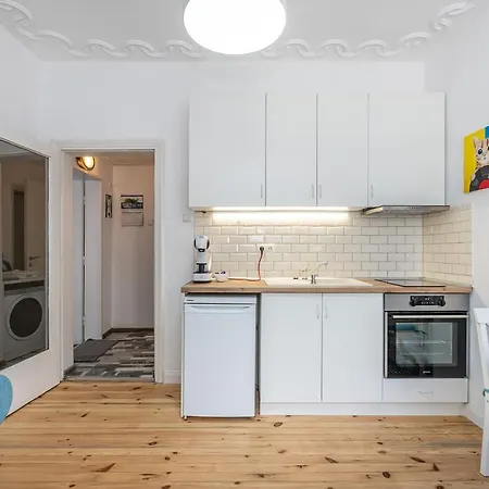 Apartment Jazz & Wine & Next To Sea Garden & Parking & Hbo & Netflix & 2 Bathrooms