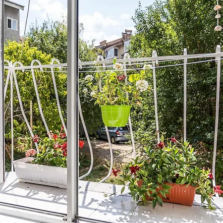 Jazz & Wine Apartment & Next To Sea Garden & Parking & Hbo & Netflix & 2 Bathrooms Διαμέρισμα