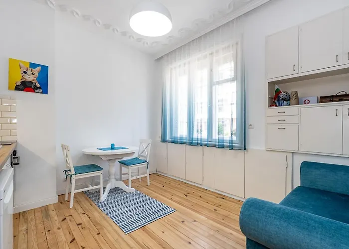 Jazz & Wine Apartment & Next To Sea Garden & Parking & Hbo & Netflix & 2 Bathrooms *